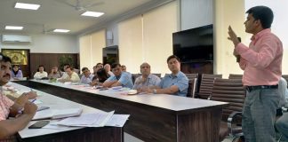 विद्यार्थी परिषद ने गुरु पूर्णिमा पर कि गुरुओं की चरण वंदना