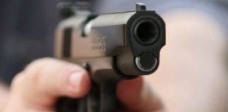 अवैध संबधों के चलते युवक की गोली मारकर की हत्या