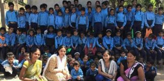 कूड़ा बीनने वाले बच्चों को दिखाई जीने की राह : पूनम सिनसिनवार