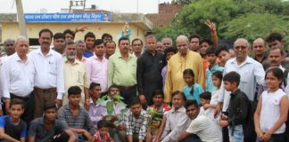 स्वच्छ वातावरण के लिए जरूर लगाएं पौधे : धर्मपाल