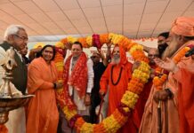 अक्षय तृतीया पर संतों के सान्निध्य में हुआ ‘अखण्ड परमधाम गंगा घाट’ लोकार्पण, सीएम धामी ने किया संबोधन