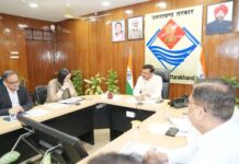 मुख्य सचिव आनन्द बर्द्धन की अध्यक्षता में आज सचिवालय में एशियन डेवलपमेंट बैंक और उत्तराखण्ड सरकार के निर्माण संबंधी विभागों के मध्य बैठक हुई।