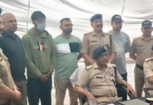 अपराध की कमाई से ‘रॉयल लाइफ’ का ख्वाब चकनाचूर: चोरी के जेवरात और चोरी की कमाई से खरीदी बाइक समेत शातिर अभियुक्त गिरफ्तार !