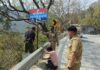 चारधाम यात्रा: लैंडस्लाइड जोनों पर चेतावनी बोर्ड, चमोली पुलिस की अपील—सावधानी बरतें यात्री