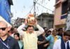 मुख्यमंत्री पुष्कर सिंह धामी ने संत शिरोमणि गुरु रविदास जी के मंदिर में पूजा-अर्चना कर कलश यात्रा का शुभारंभ किया