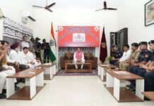 मुख्यमंत्री पुष्कर सिंह धामी ने अपने एक दिवसीय गदरपुर-रुद्रपुर भ्रमण कार्यक्रम के दौरान राष्ट्रीय आपदा मोचन बल (एनडीआरएफ) बटालियन, गदरपुर का निरीक्षण किया