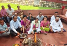देश के पहले लेखक गांव में ‘संवेदना अभियान’ का संकल्प, डॉ. निशंक के जन्मदिवस पर 200 यूनिट रक्तदान