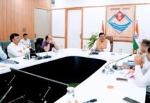 मुख्य सचिव आनन्द बर्द्धन की अध्यक्षता में आज सचिवालय में राज्य स्तरीय नेशनल कोआर्डिनेशन सेंटर फॉर ड्रग लॉ एनफोर्समेंट (NCORD) की 12वीं बैठक संपन्न हुई