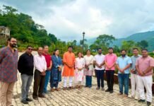 लेखक गाँव की रचनात्मक पहल से प्रभावित हुए भाजयुमो राष्ट्रीय अध्यक्ष तेजस्वी सूर्या