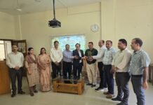 आयुर्वेद के प्रति जन-जागरूकता और स्वस्थ जीवनशैली का संदेश लेकर मनाया राष्ट्रीय आयुर्वेद दिवस