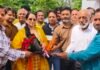 रुड़की विधानसभा से चुनावी मैदान में उतरने को तैयार पत्रकार दीपक शर्मा,ज्वाइनिंग की जन निर्माण पार्टी,पत्रकारों के साथ बैठक के बाद पैदल रोड शो कर पहुंचे सोनिया शर्मा के कैंप कार्यालय