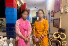 खुशियों भरे सफर में छा गई चिंता, गुम हो गए ₹14 लाख के जेवर; चमोली पुलिस ने रातभर की मशक्कत से बैग खोजकर जीता परिवार का दिल